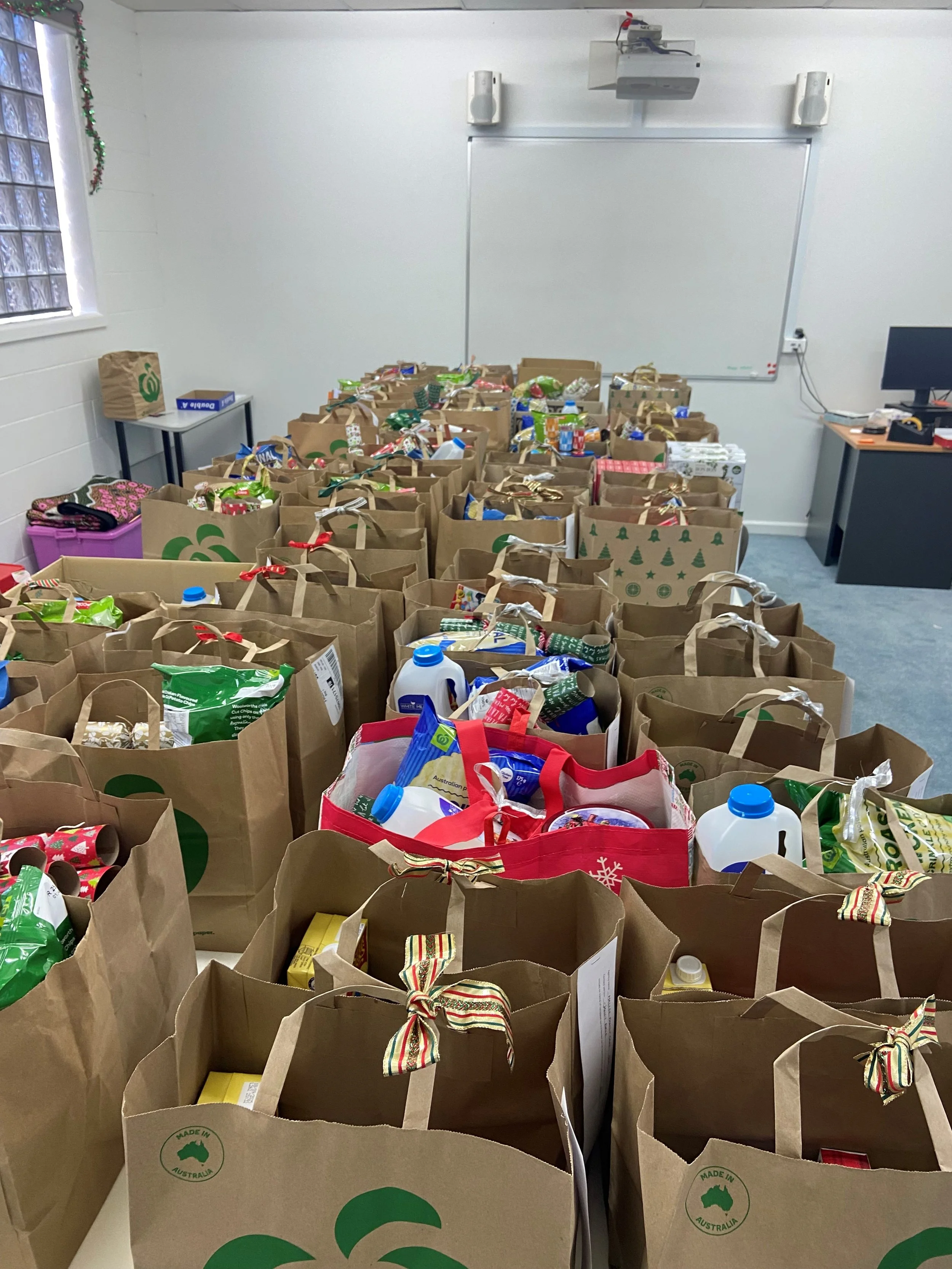 Christmas hamper packs 2024