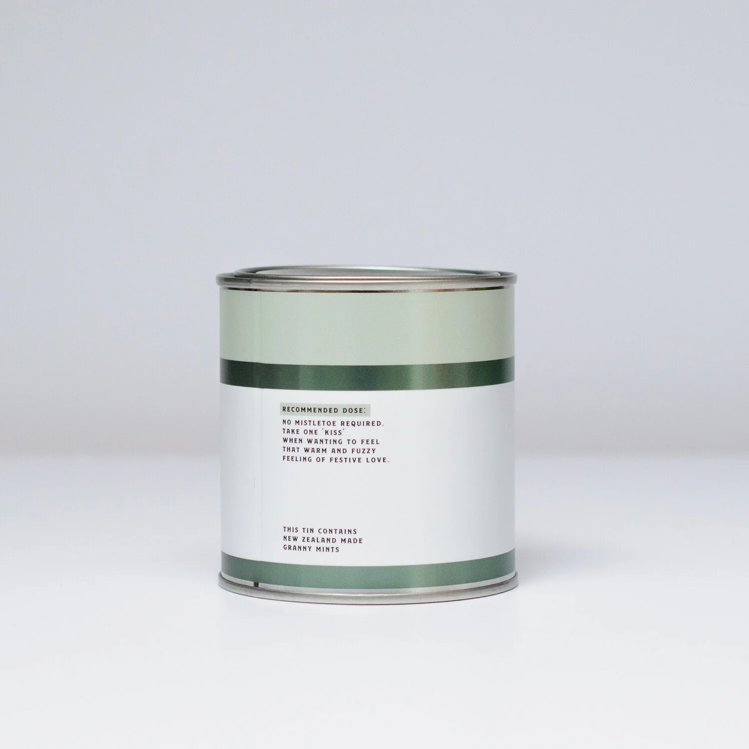 Colour-Range_Mistletoe-Kisses-03 (002).jpg