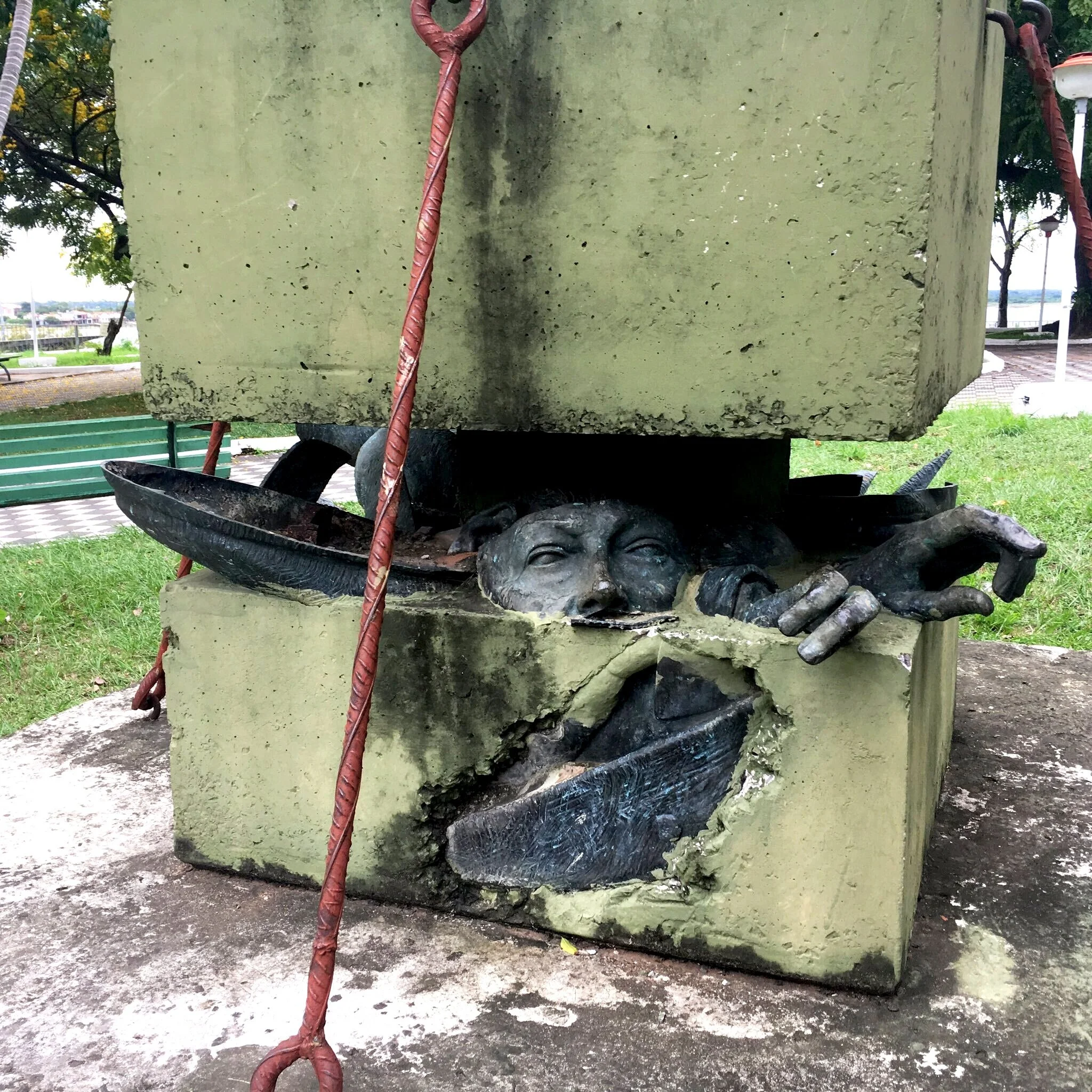 Should we tear down statues?