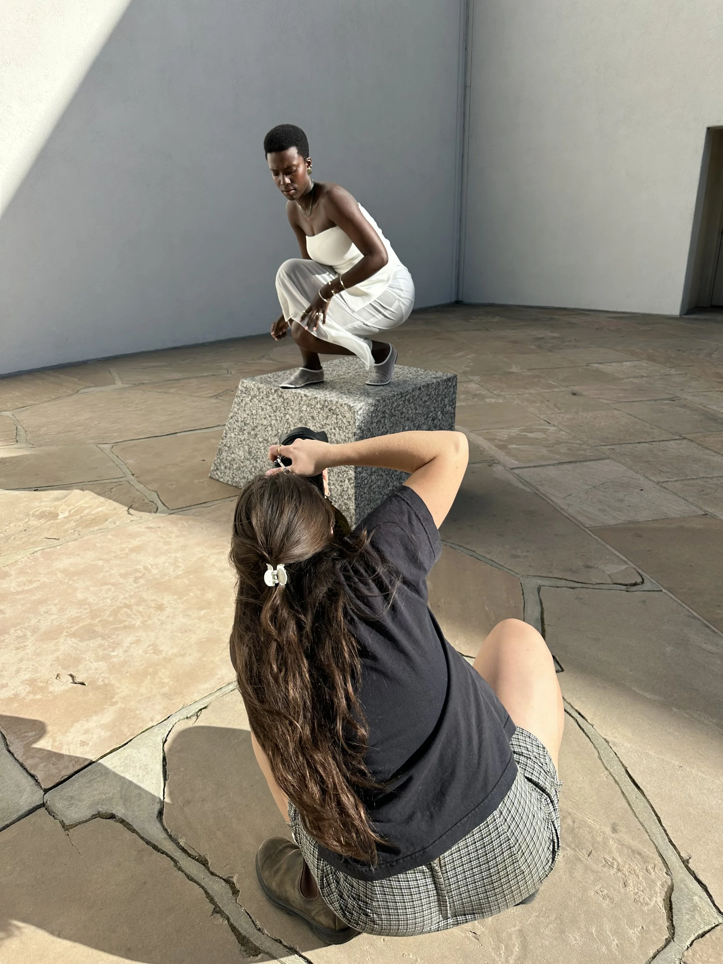 anna tembo doing her best sculpture impression