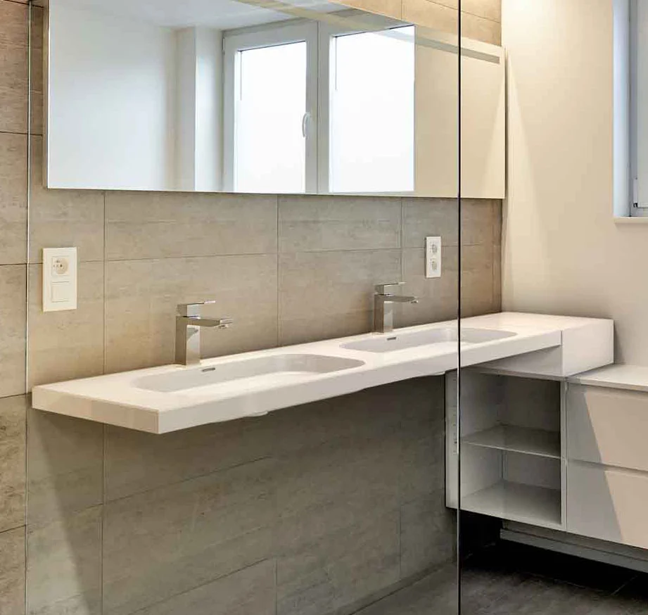 Merwe_StraitVanity_1700_web.jpg