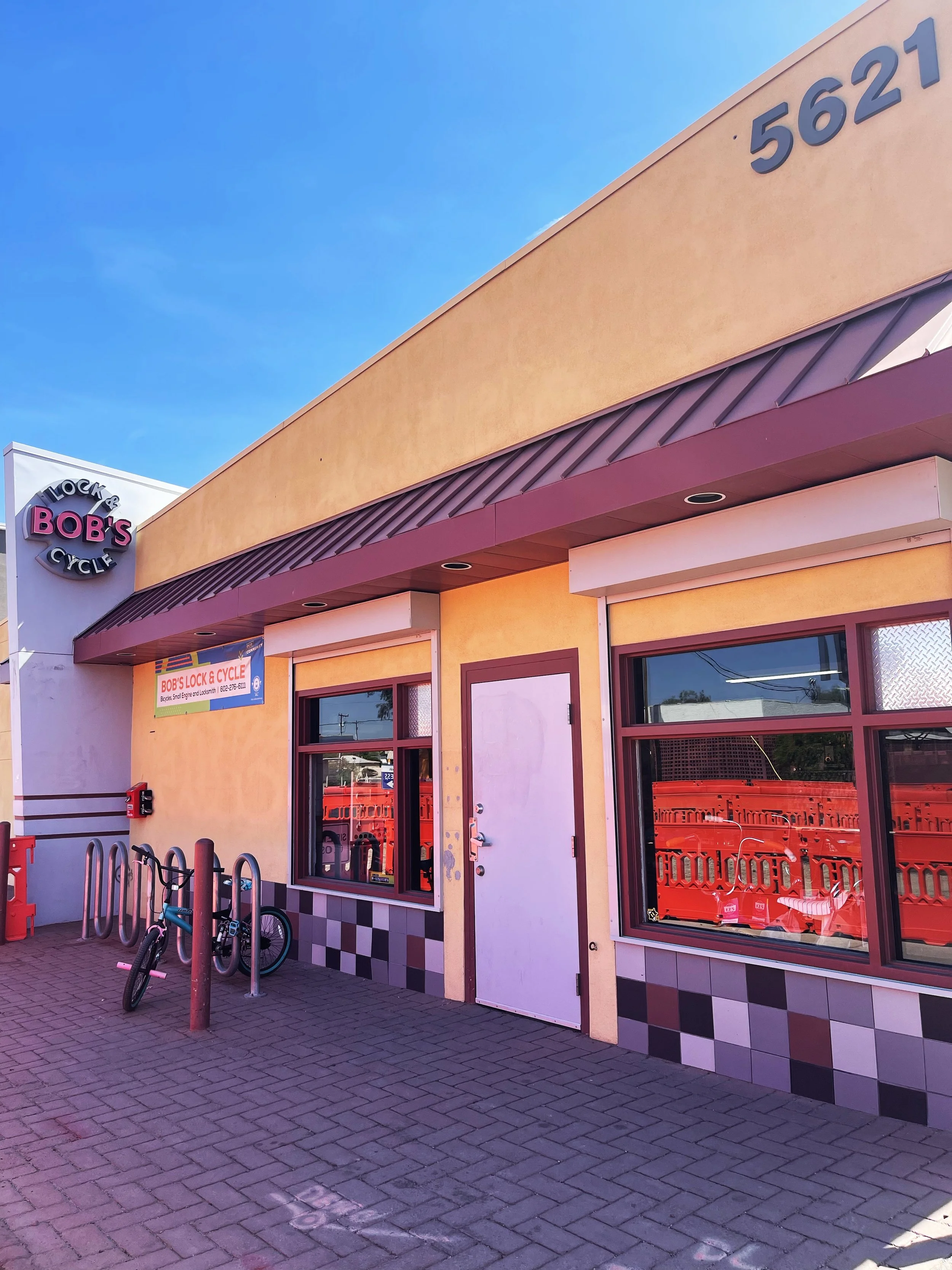 Bob's Lock and Cycle