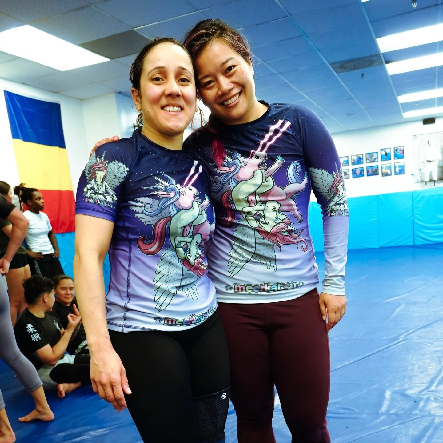 Rolling into the holidays grateful for this room and community 💗

📸 @rox.tru