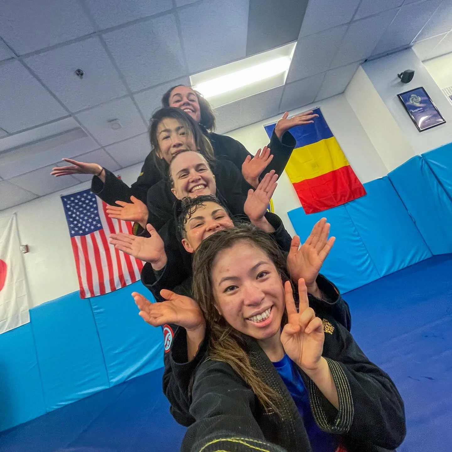 7:30pm Friday with some ogs