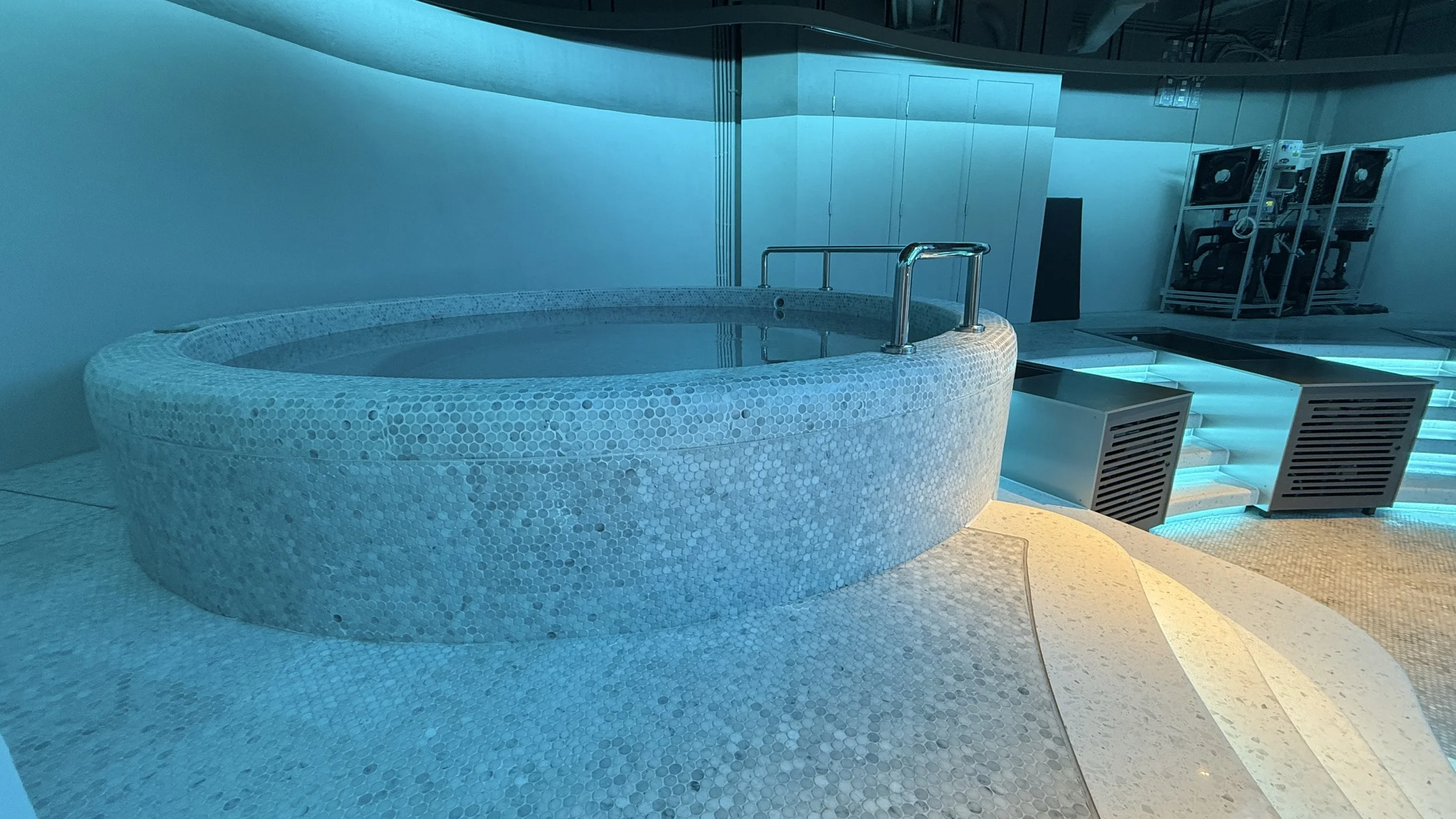 ksaqua-Jacuzzi-88-Caine-Rd-Kinship-Club（11）.jpg