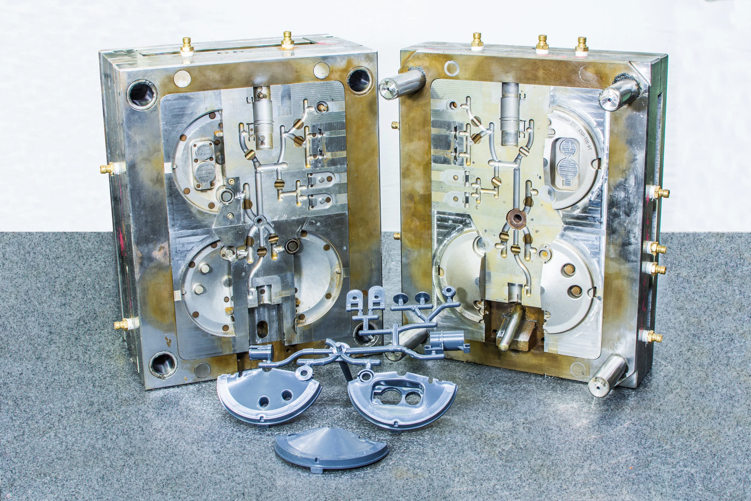Multi-Cavity Molds