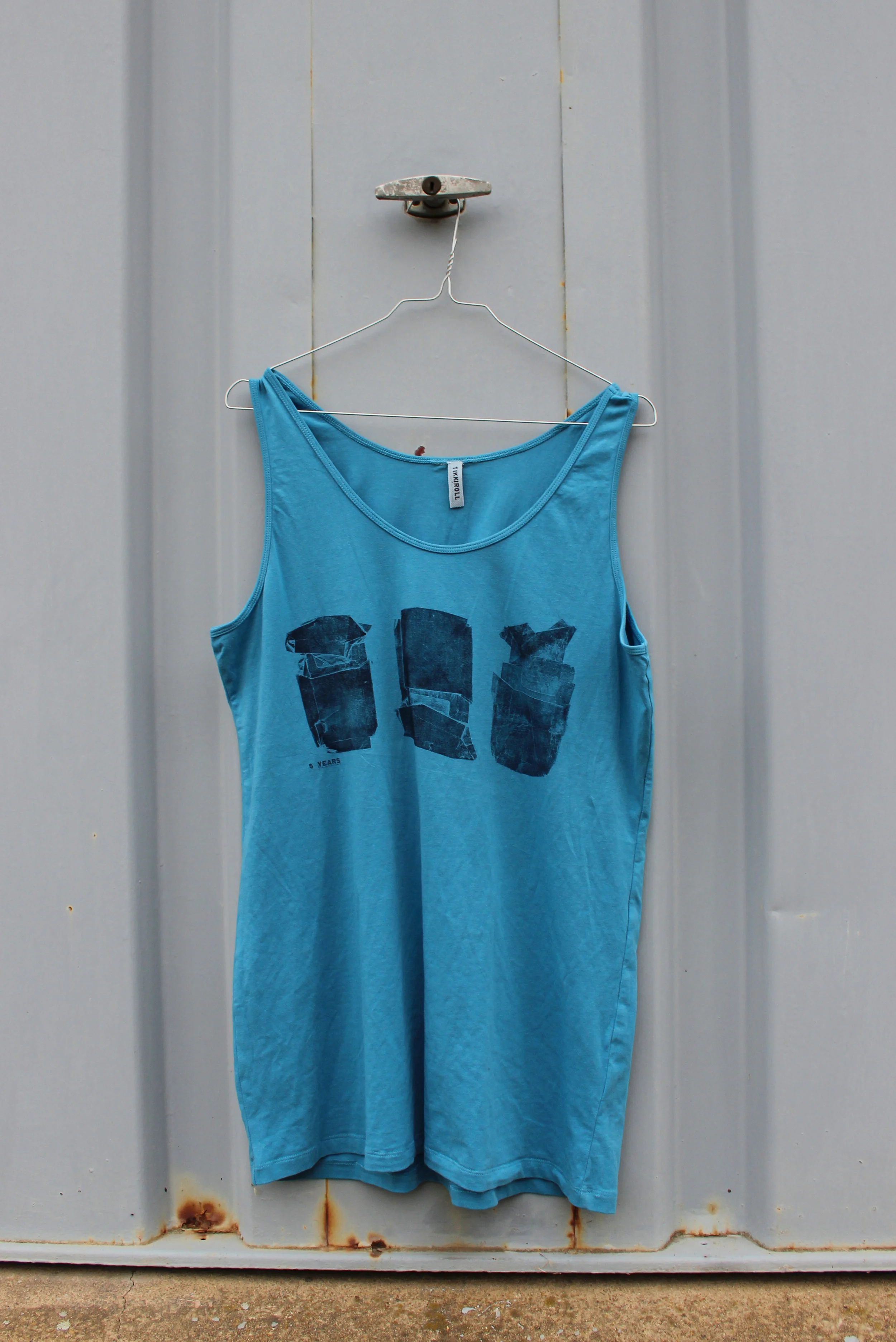 Sleeveless Shirt "Friends"