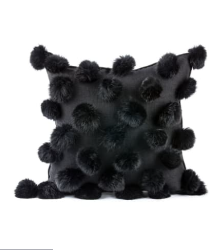 pillow pauder poms.PNG