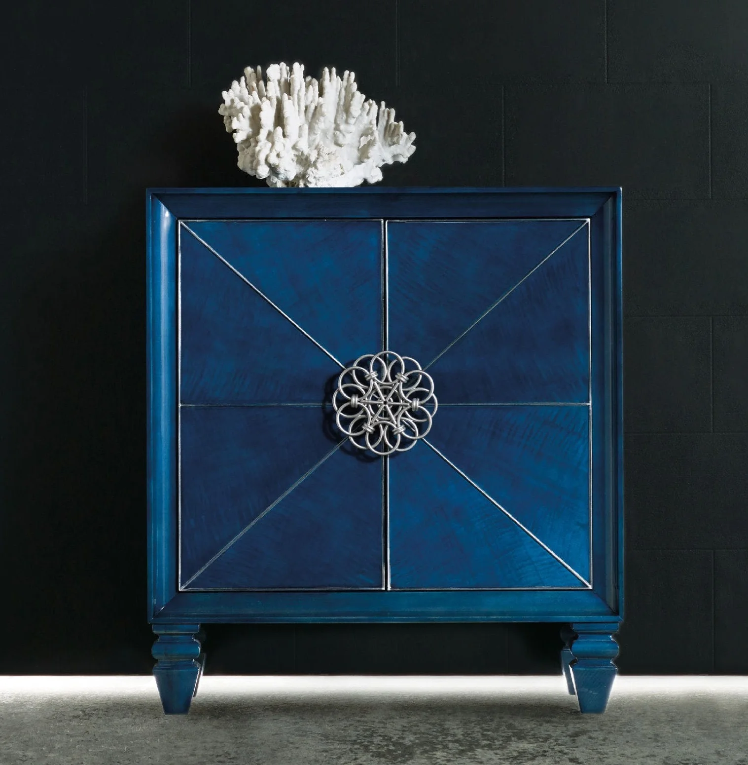 Spectrum Accent Chest