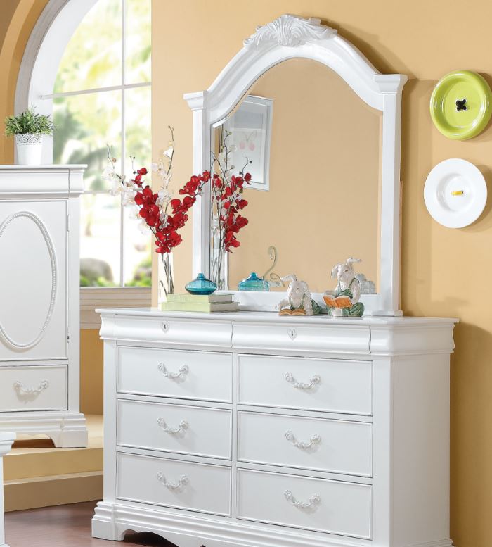 estrella dresser.JPG