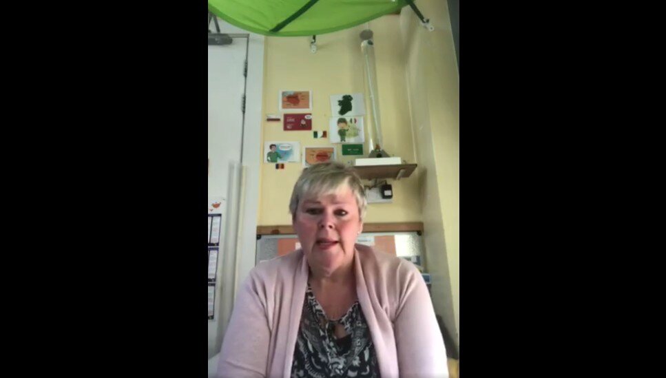 Dawn tells our children a Peter story