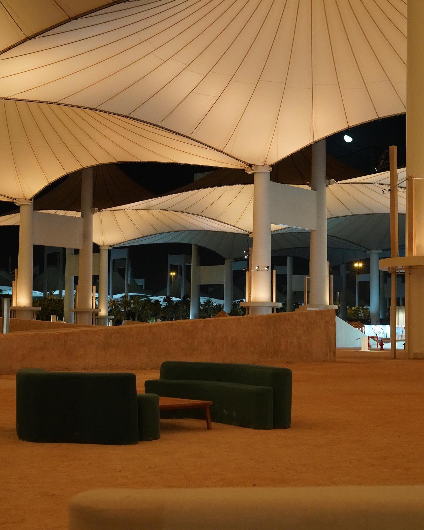 By day we fast, by night we learn of the epic Islamic Arts heritage and faith concepts. A truly blessed Ramadan 🌱 

@biennale_sa @discoverjeddah 

#islamicart #ramadan #biennale #jeddah