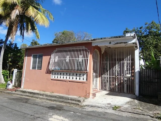 $159,000 // Isabel II, Titled // PERR-1T