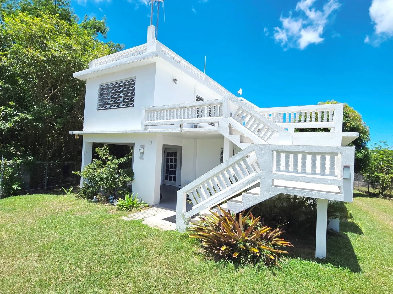 $265,000 // Barrio Florida, Titled // RODR-8T