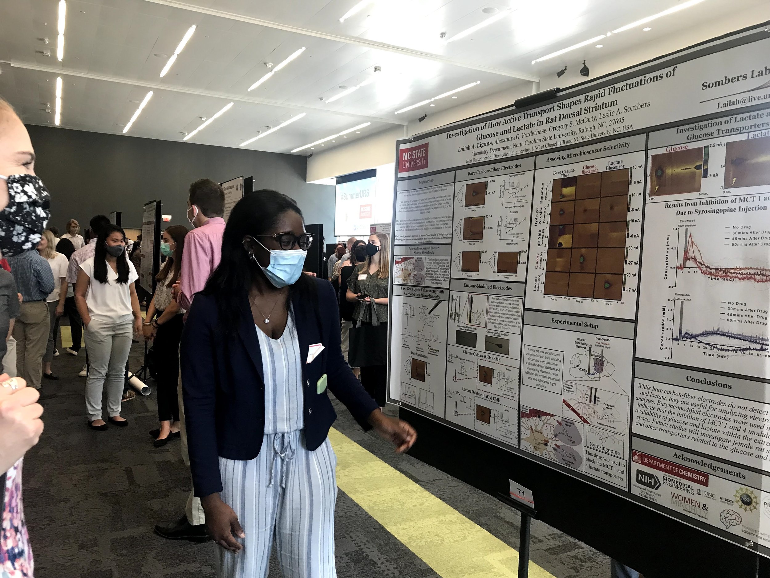  Lailah Ligons presents her work in employing enzyme-modified electrodes for use in neuroenergetics investigations at the summer undergraduate research symposium 