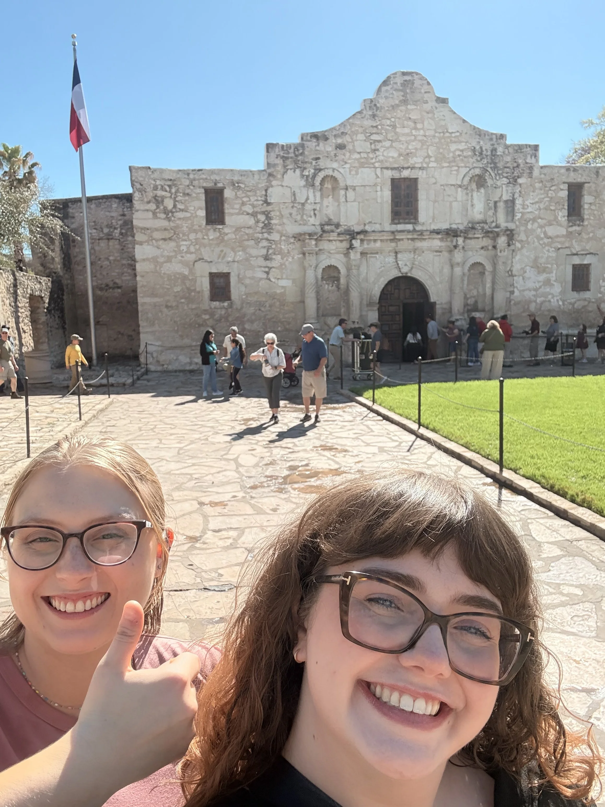 Kalynn and Kayleigh Remembering the Alamo