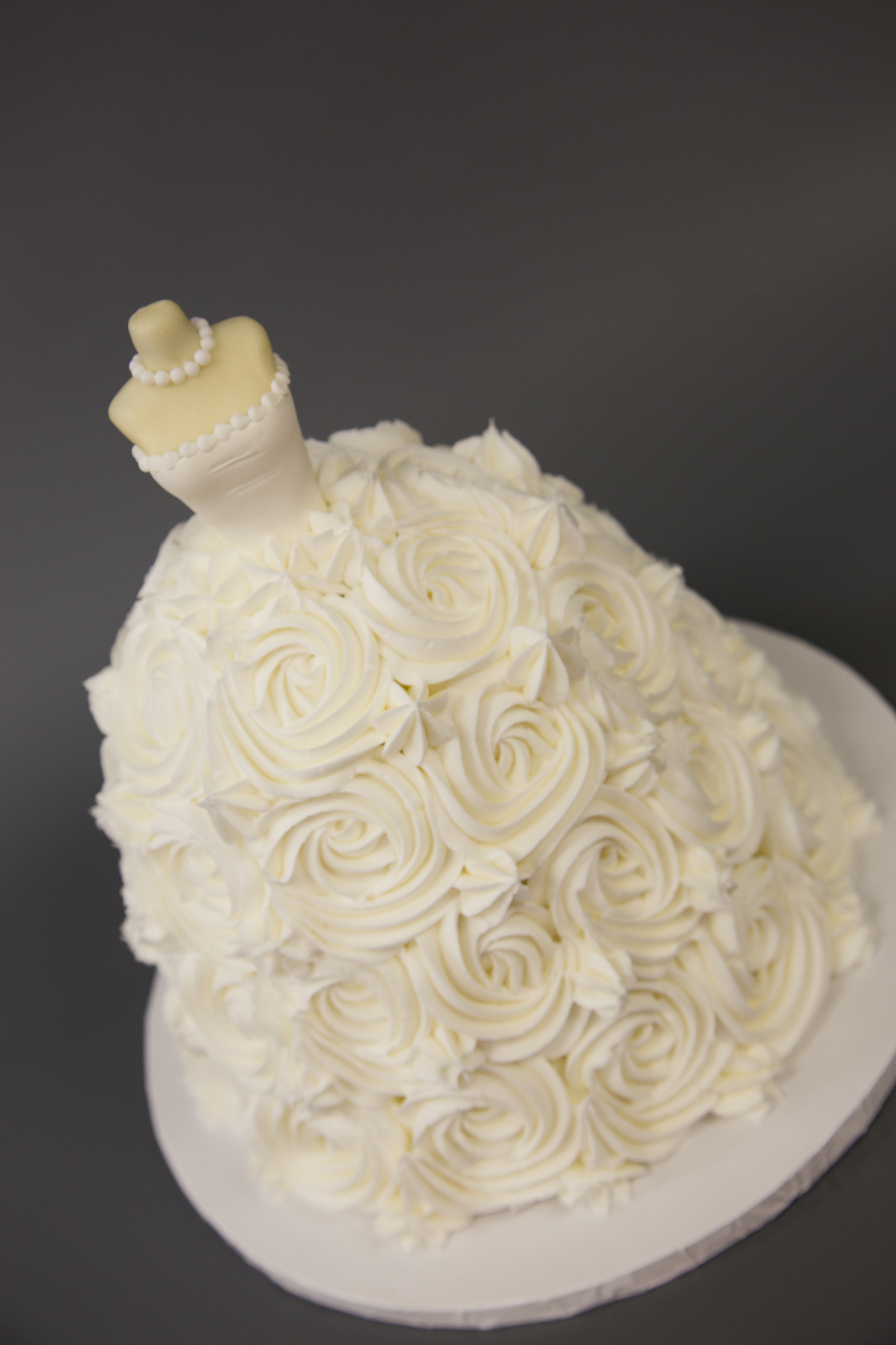 Delicious Pastries, Cakes and Desserts by Cake boss star's Carlo's