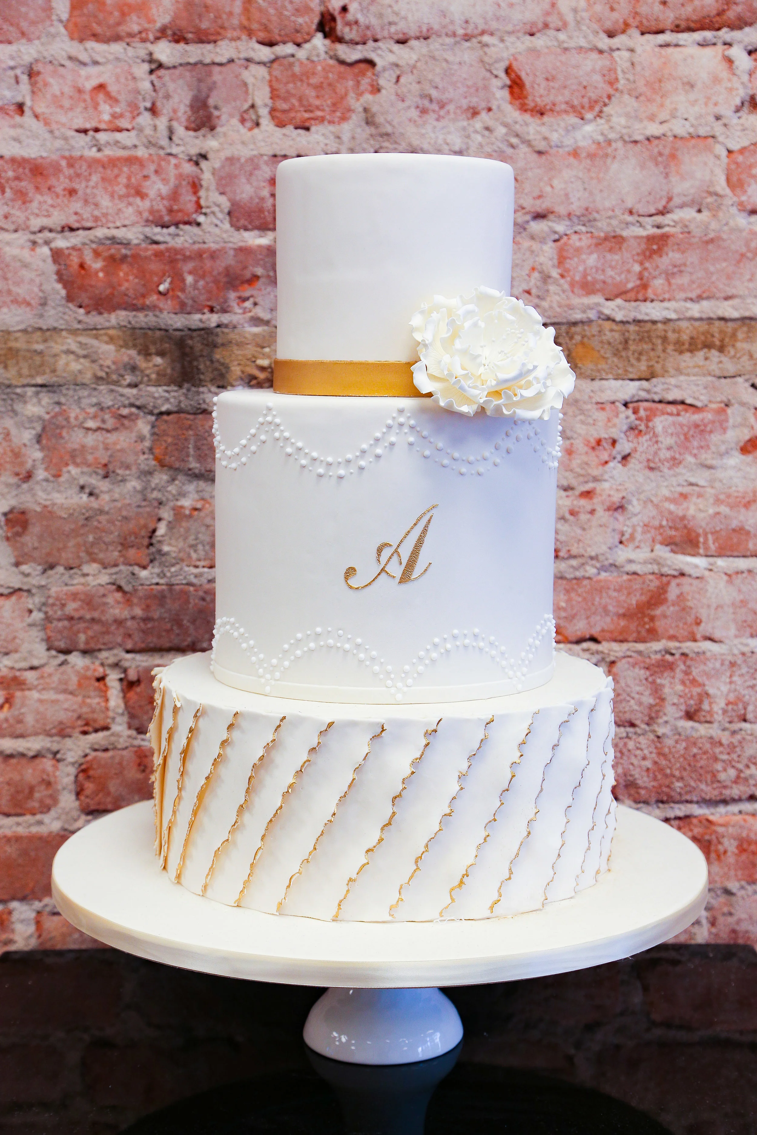 Custom Cake_Hoboken Display (5).jpg