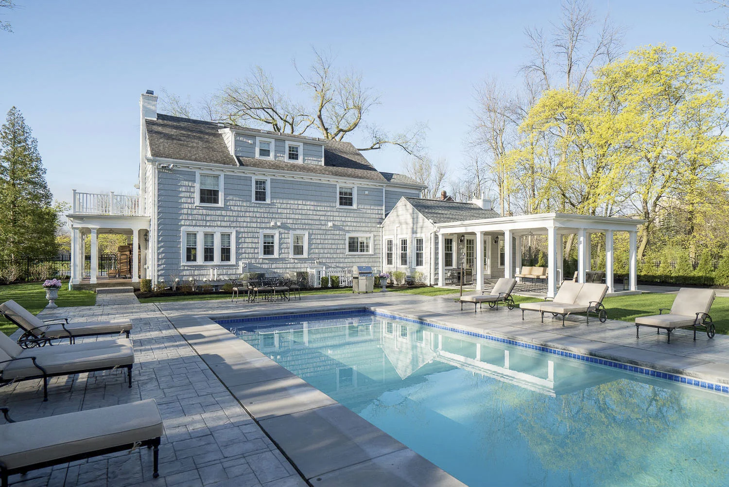276 Lebrun Rd Buffalo NY 14226-large-025-27-Exterior Back-1498x1000-72dpi.jpg