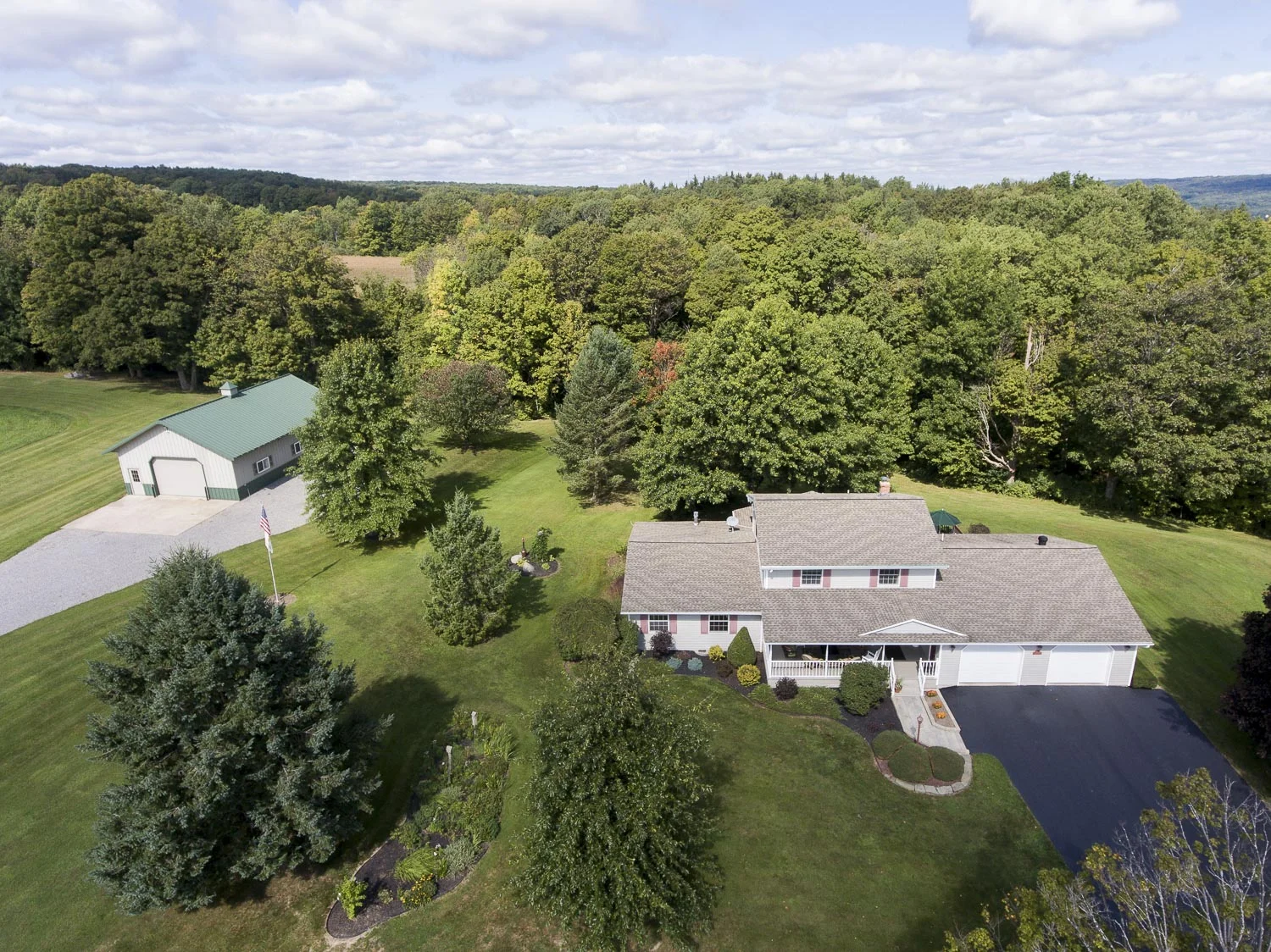 13790 Sanders Hill Rd-print-003-26-Aerial-4000x2998-300dpi.jpg
