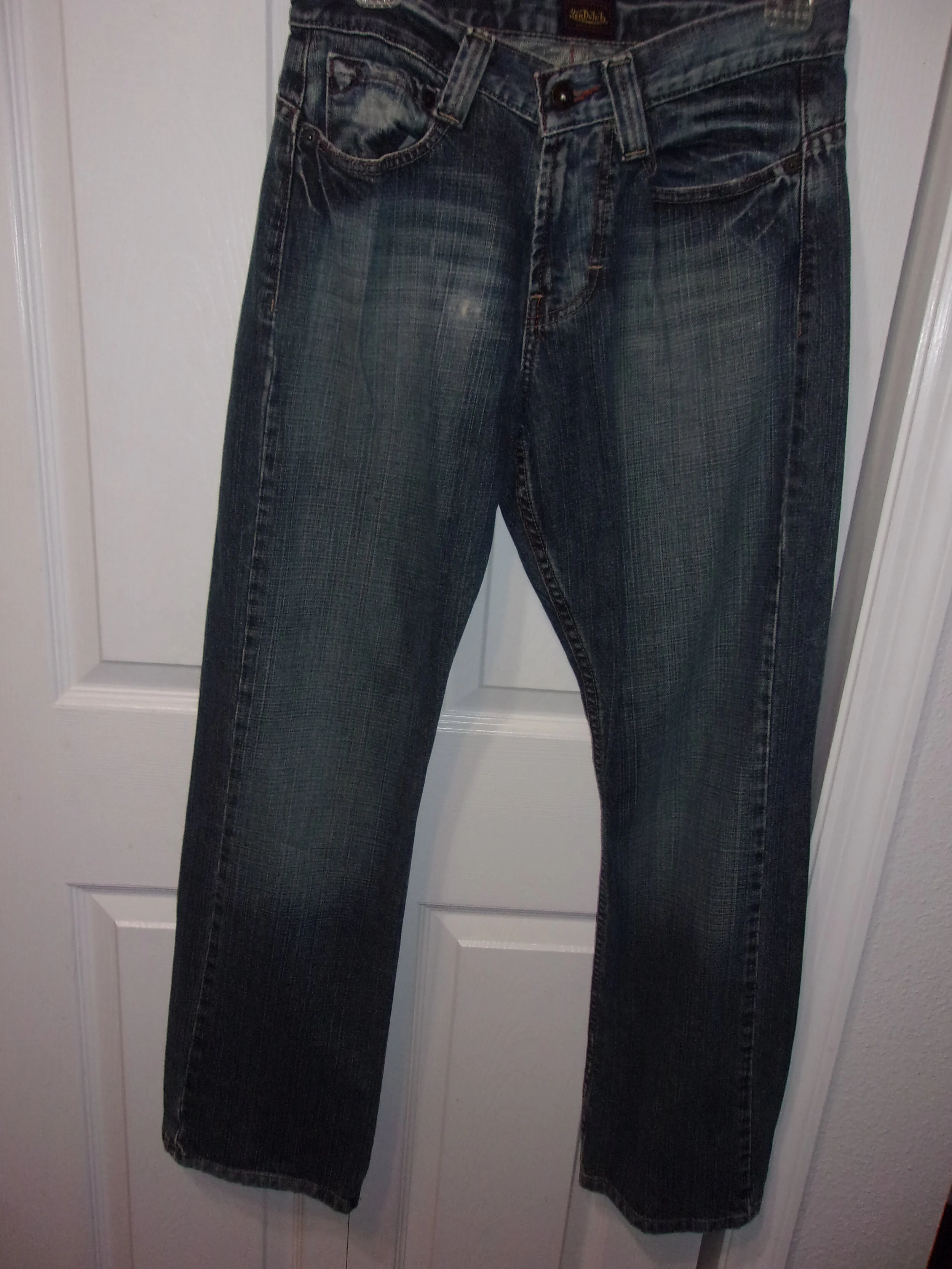 Von Dutch Jeans\u003cbr/\u003e\u003cbr/\u003eSize 30X34 