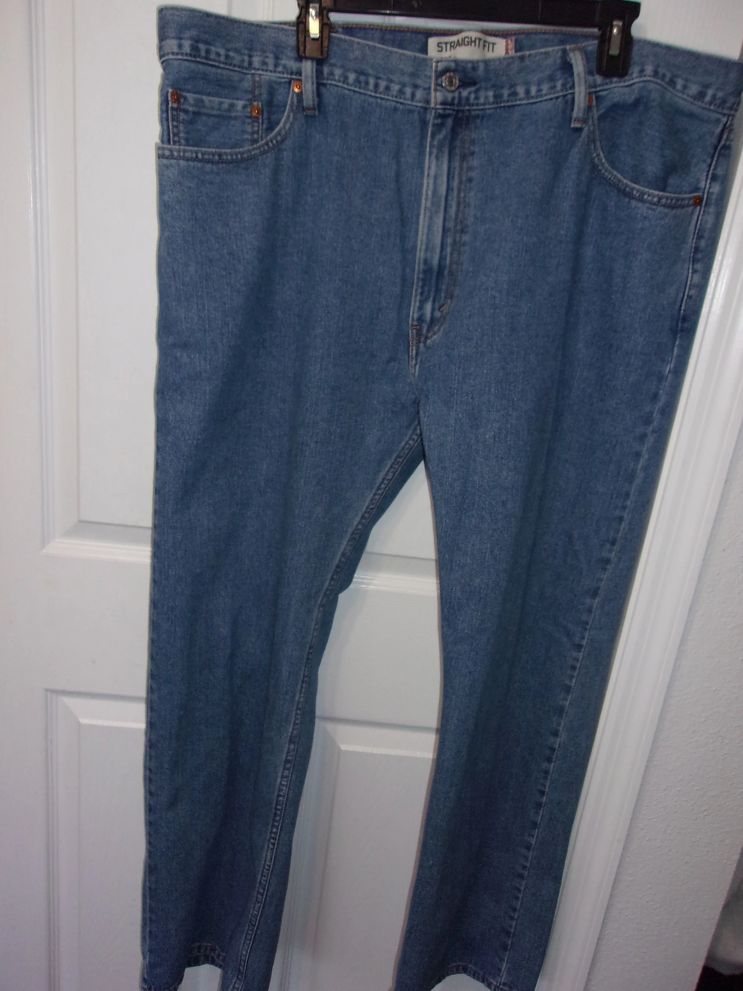 505 Jeans\u003cbr/\u003e\u003cbr/\u003eSize 42X30 — Swap 