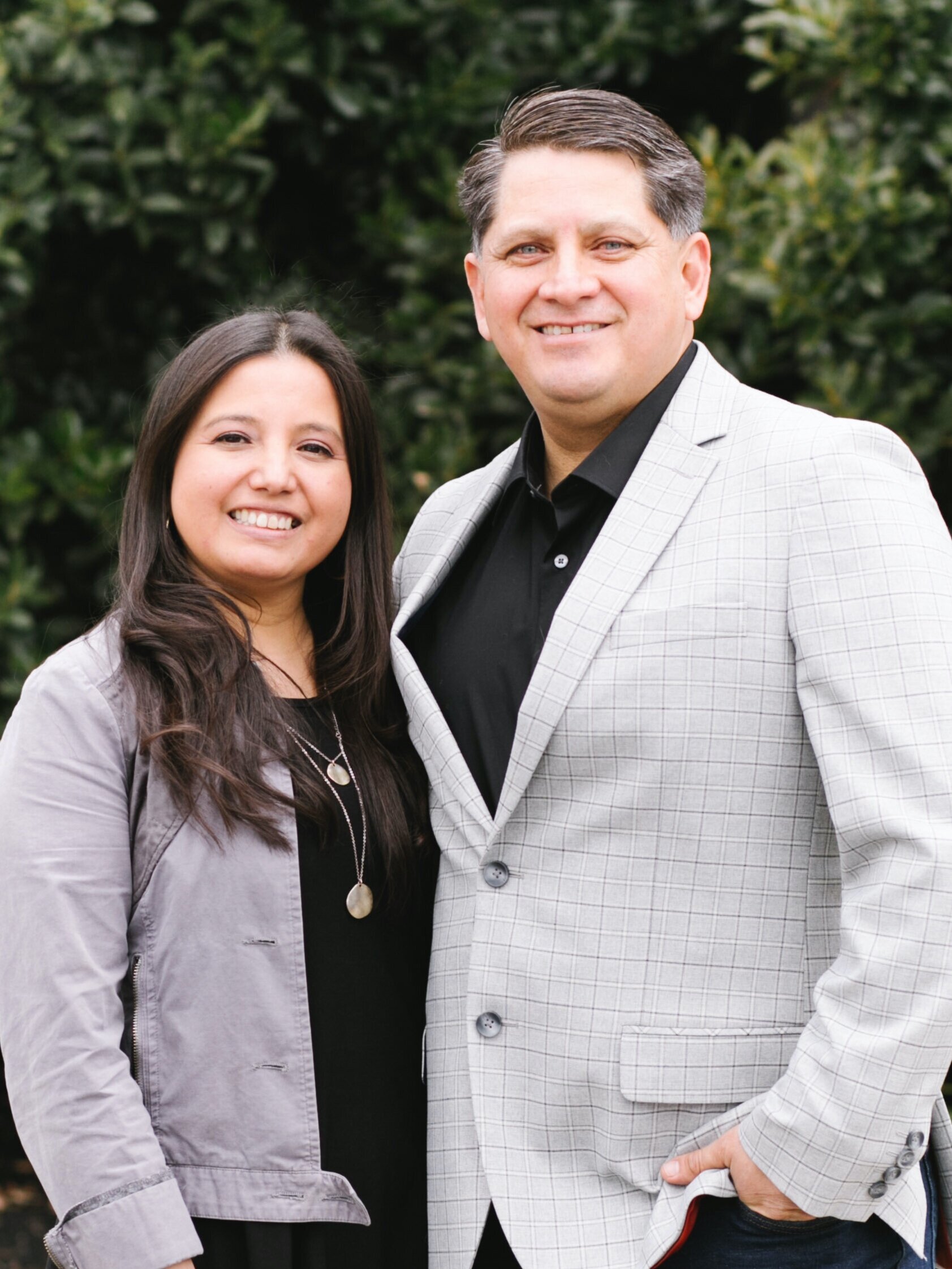 EDGAR & YADIRA CASTAÑON