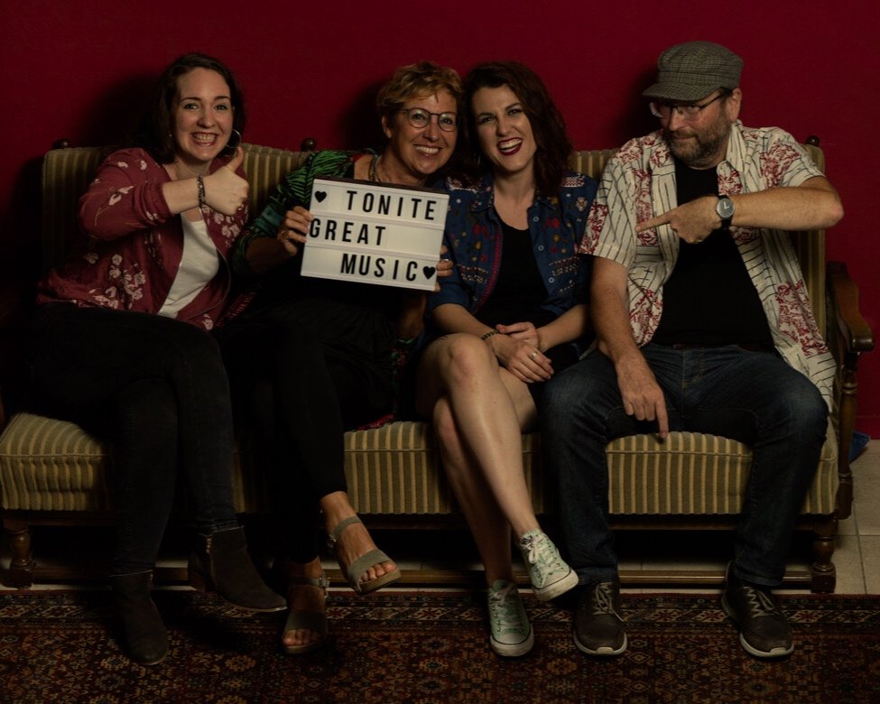 Robins Konzert, Theater am Kastelberg