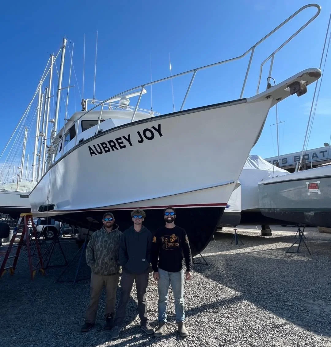Progress you can see 👀

The hull is freshly painted and she&rsquo;s shining again.

Big thanks to everyone who jumped in&mdash;many hands really do make light work.

One step closer to opening day 🎣

#theaubreyjoy #captainsethsportfishing #captains