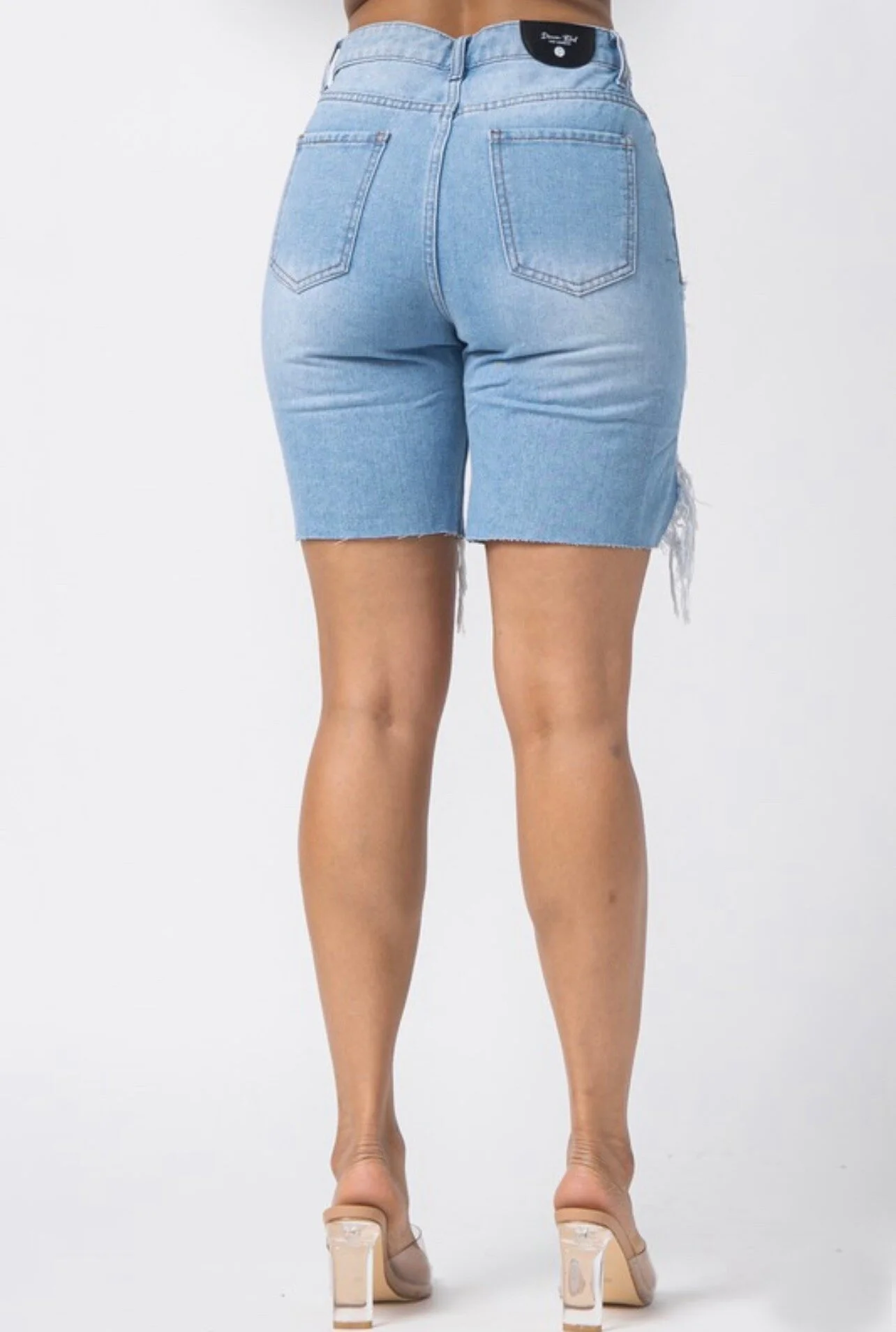 4C9DAD60-D853-481F-A17F-091DA7090387