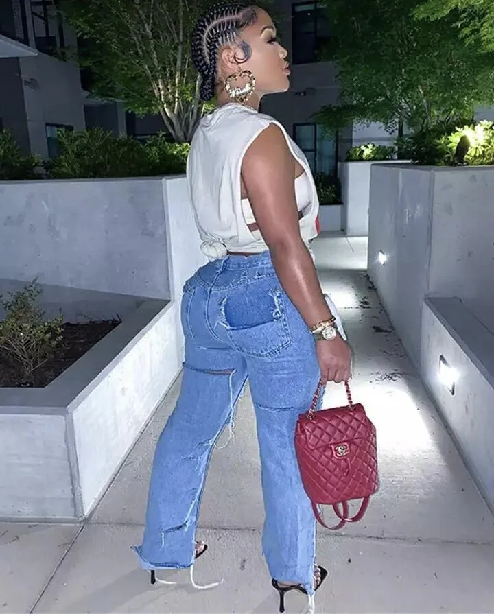 F2E7AD3F-428C-407B-8782-0D46EEACED86