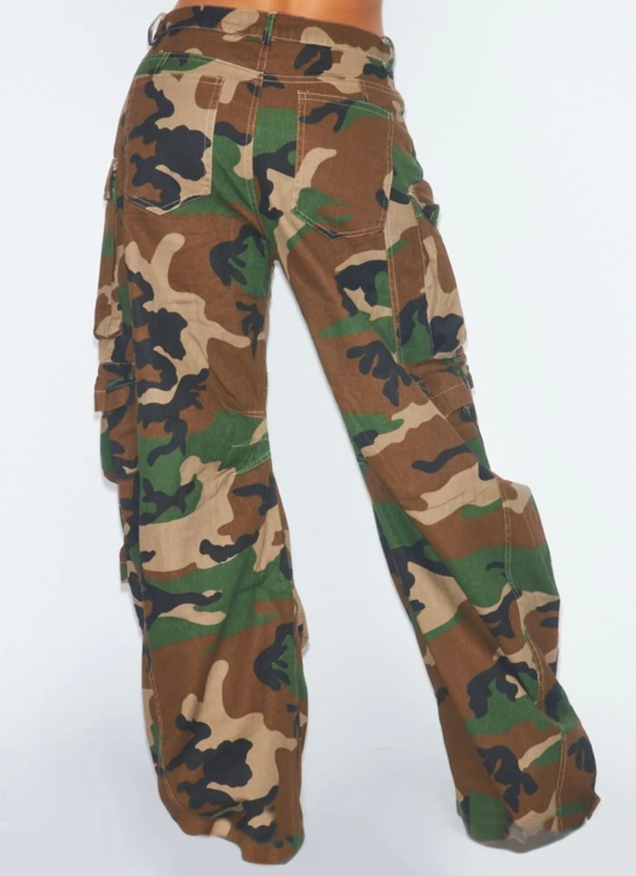 E2B14E8C-D4A1-490F-8B69-296BA6CFAA65