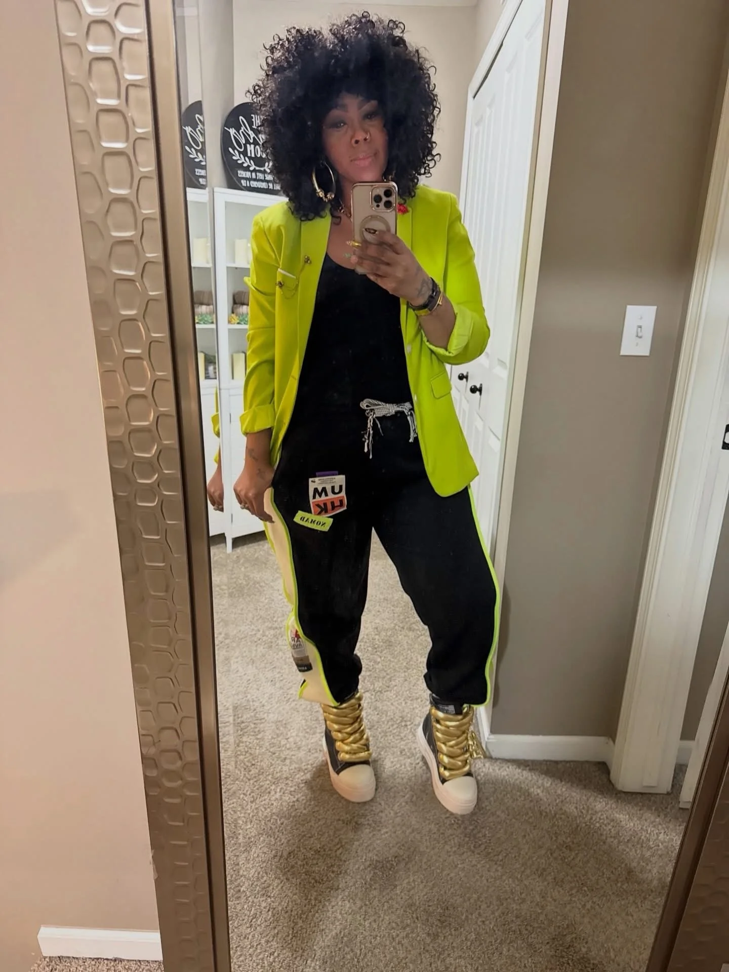 OUR CUSTOMERS STAY LOOKING FLY! #womenfashion #joggers #boutique #fashionista