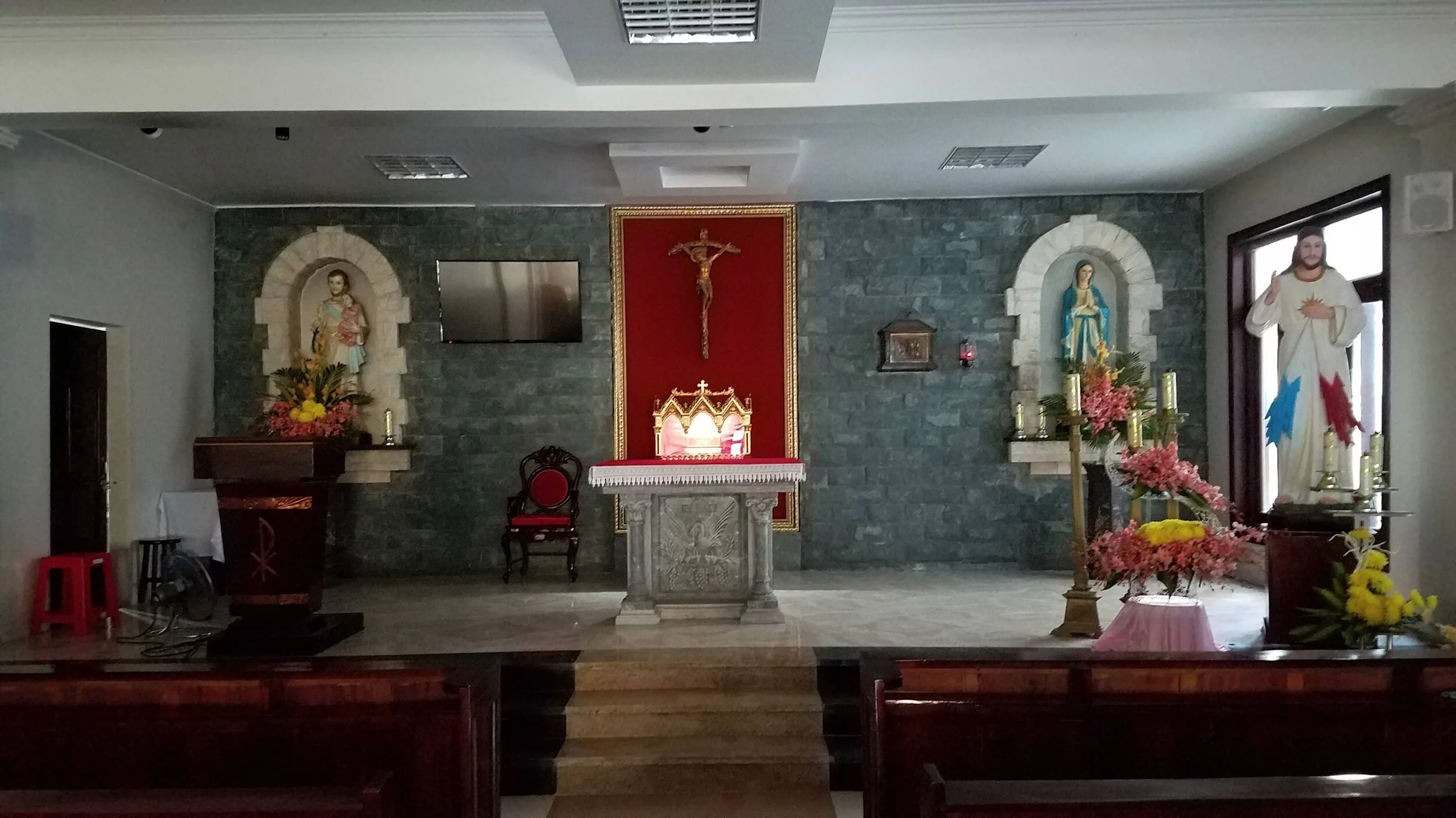 A reliquary in the chapel.