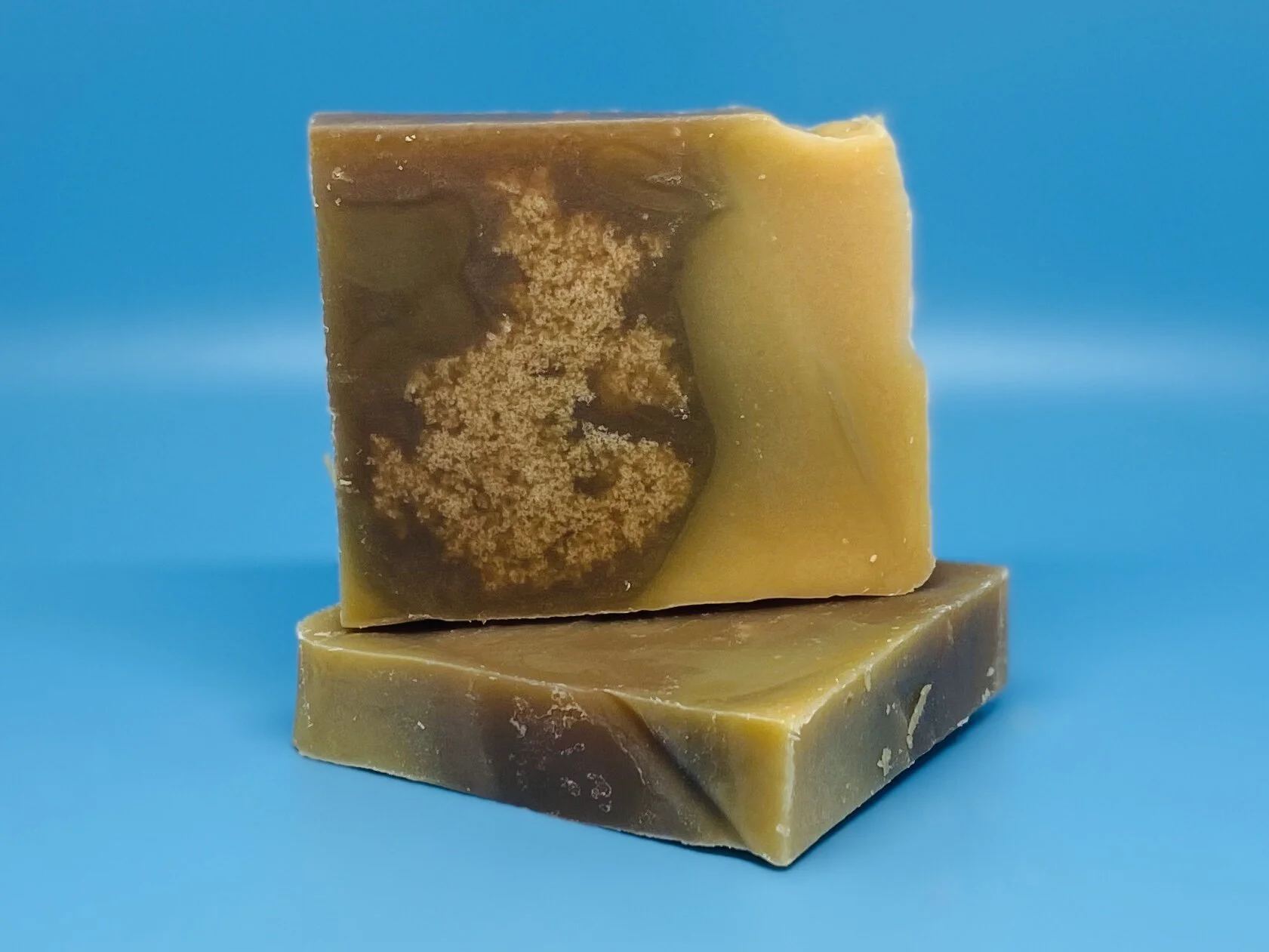 56628F48-507A-4FA1-ADB7-C880EFFC1880