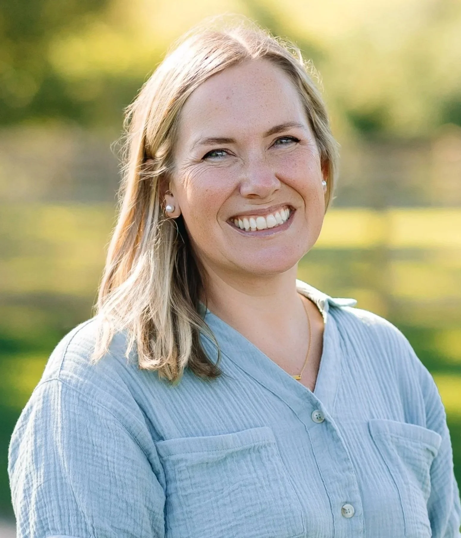 Mrs. Juli Hoch