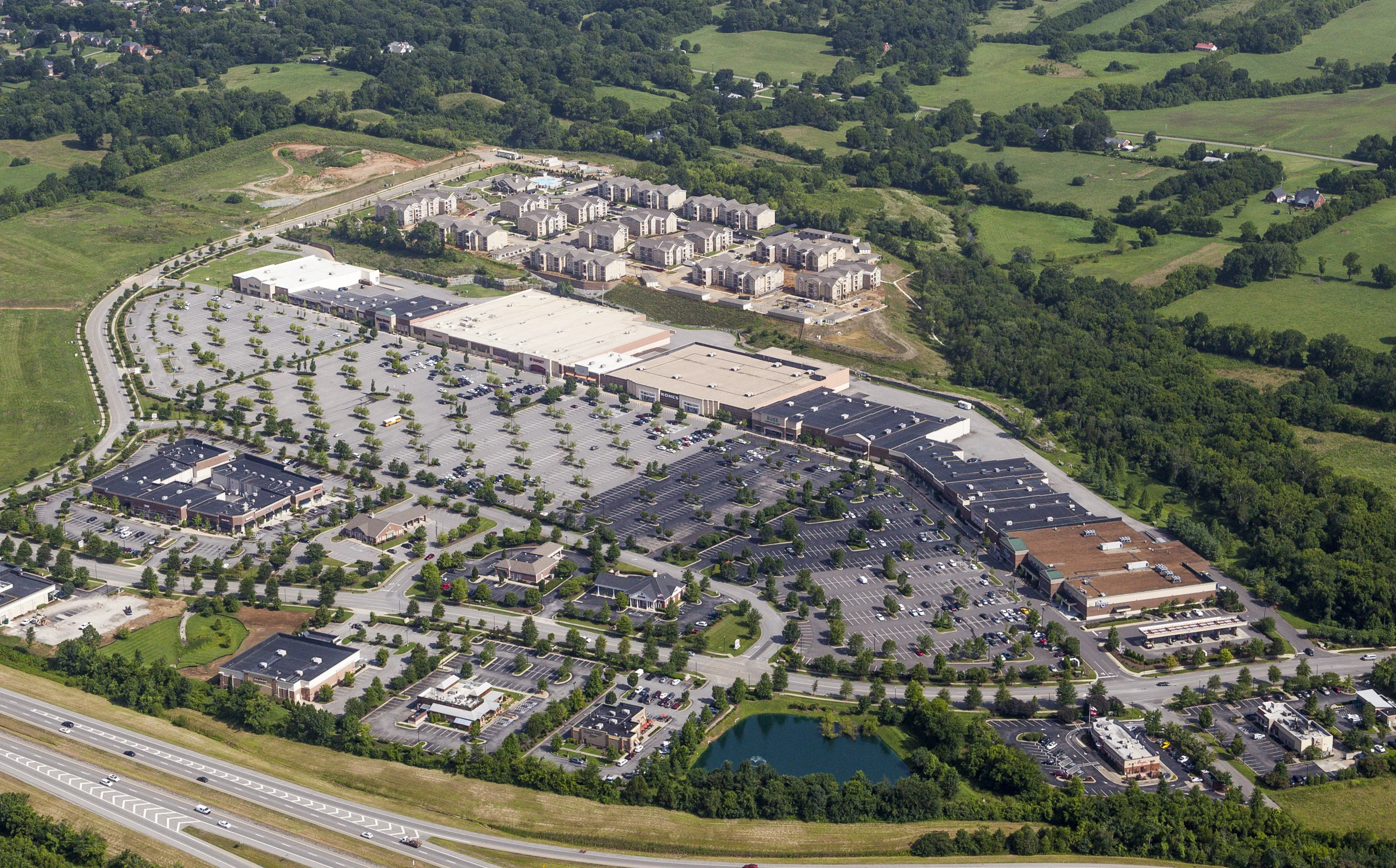 07.09.15-Glenbrook-Shopping-Center-Aerials-cropped-1.jpg