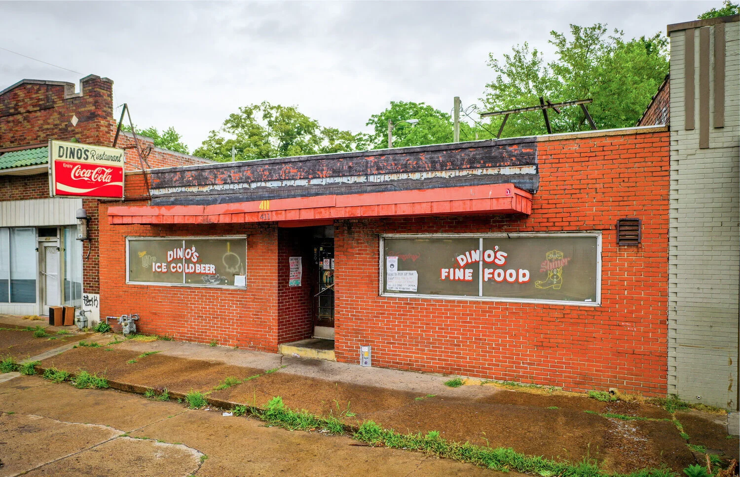 The 9 Best East Nashville Dive Bars [That You NEED to Experience] — The