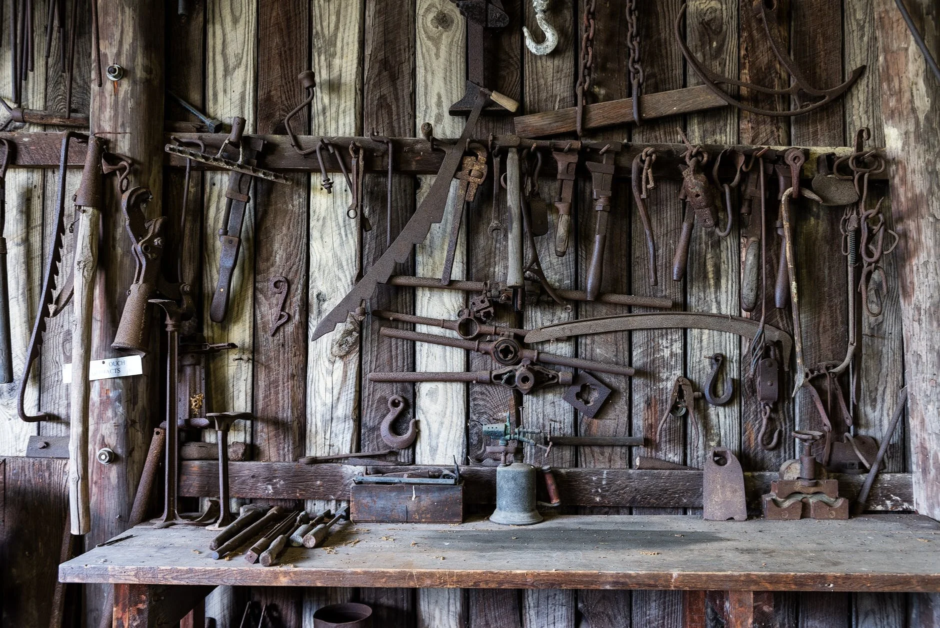 The 5 Real Estate Tools You Need to Have in Your Arsenal
