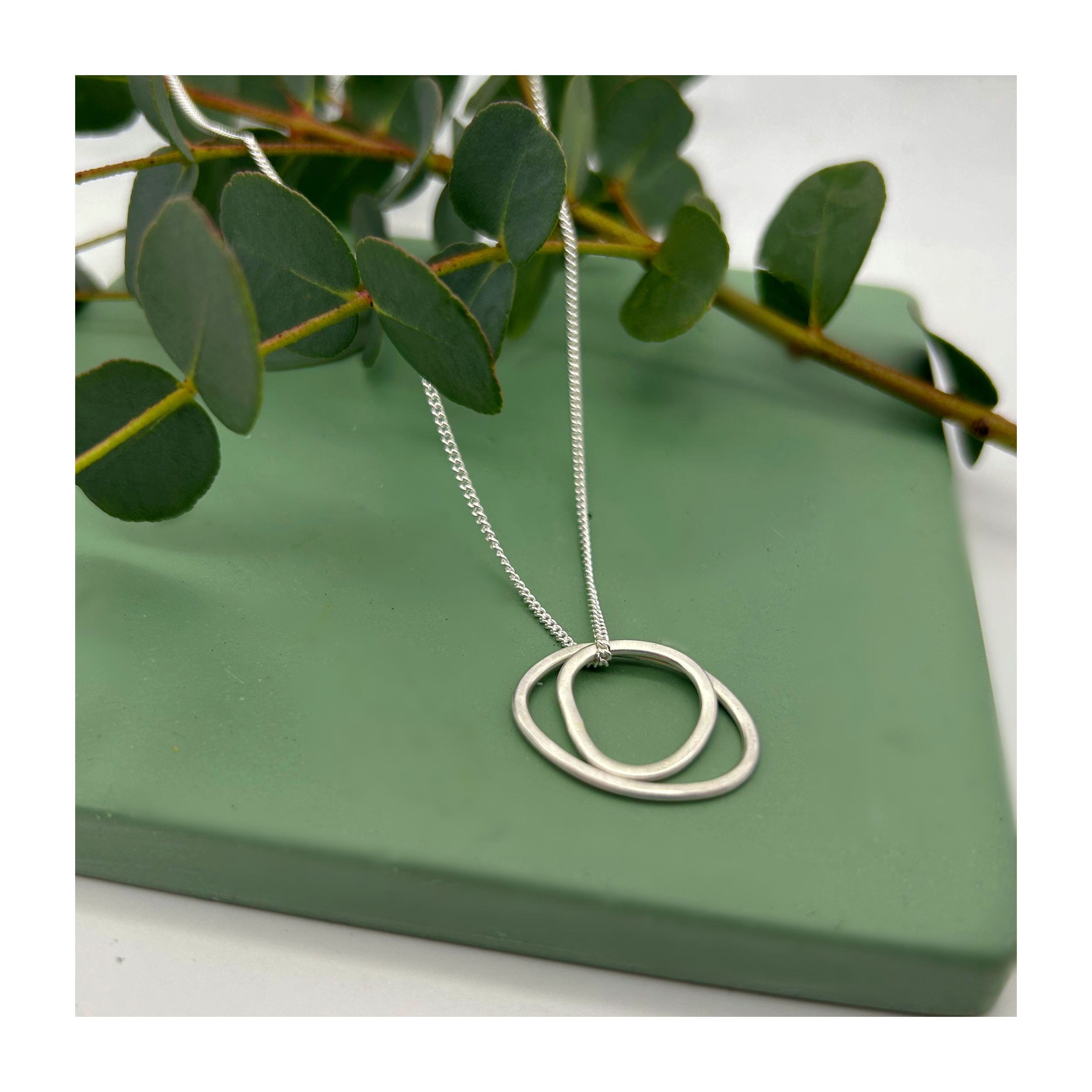 D2CA6C6C-250F-4A07-BA9E-9469E97F175F