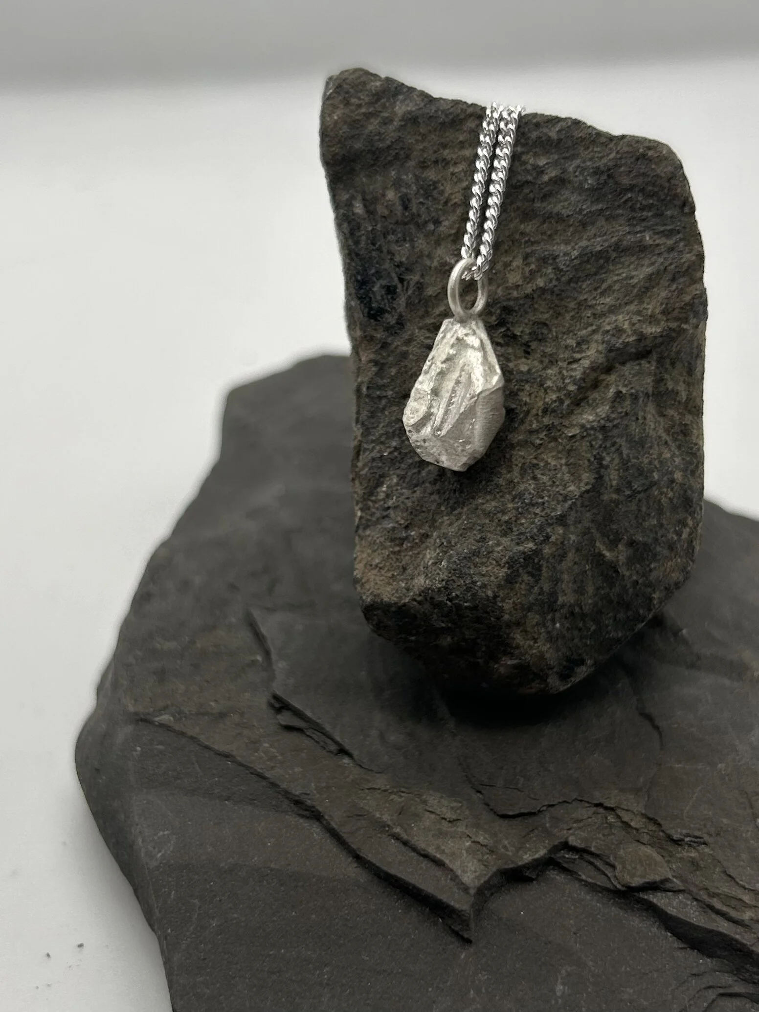 279D9080-47A4-4DE6-8DAF-5BF4081ABA14