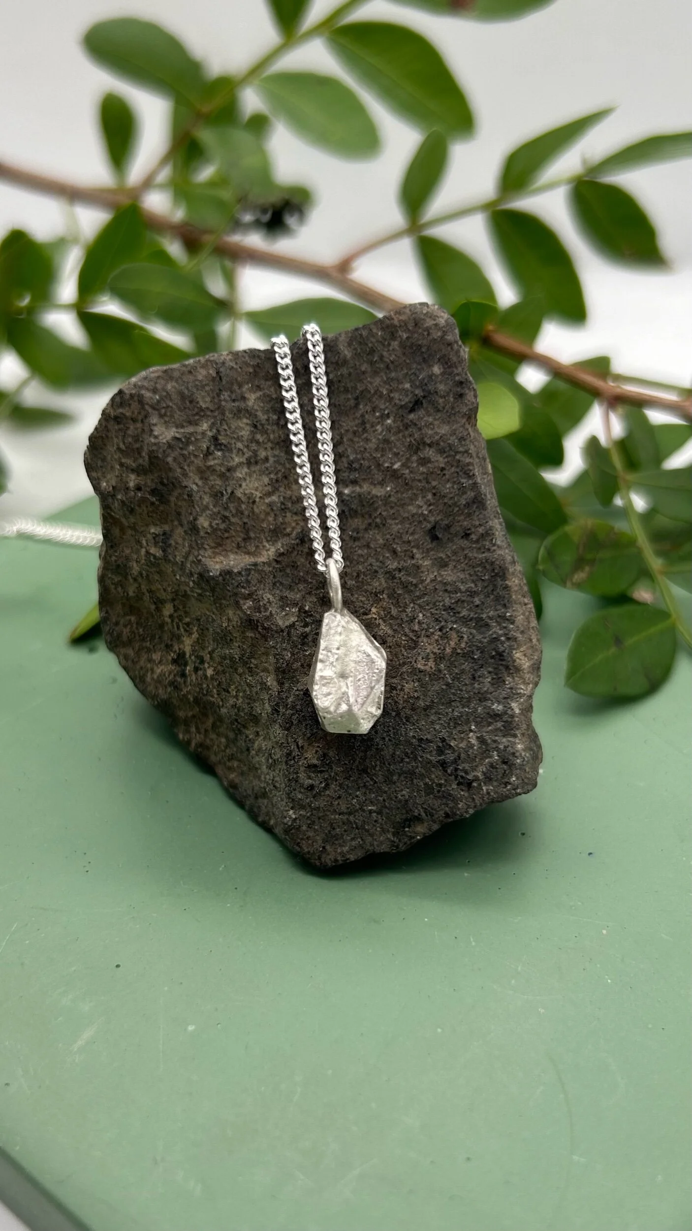 D9F5219A-E97C-4814-9CD6-6CBECD1E7849