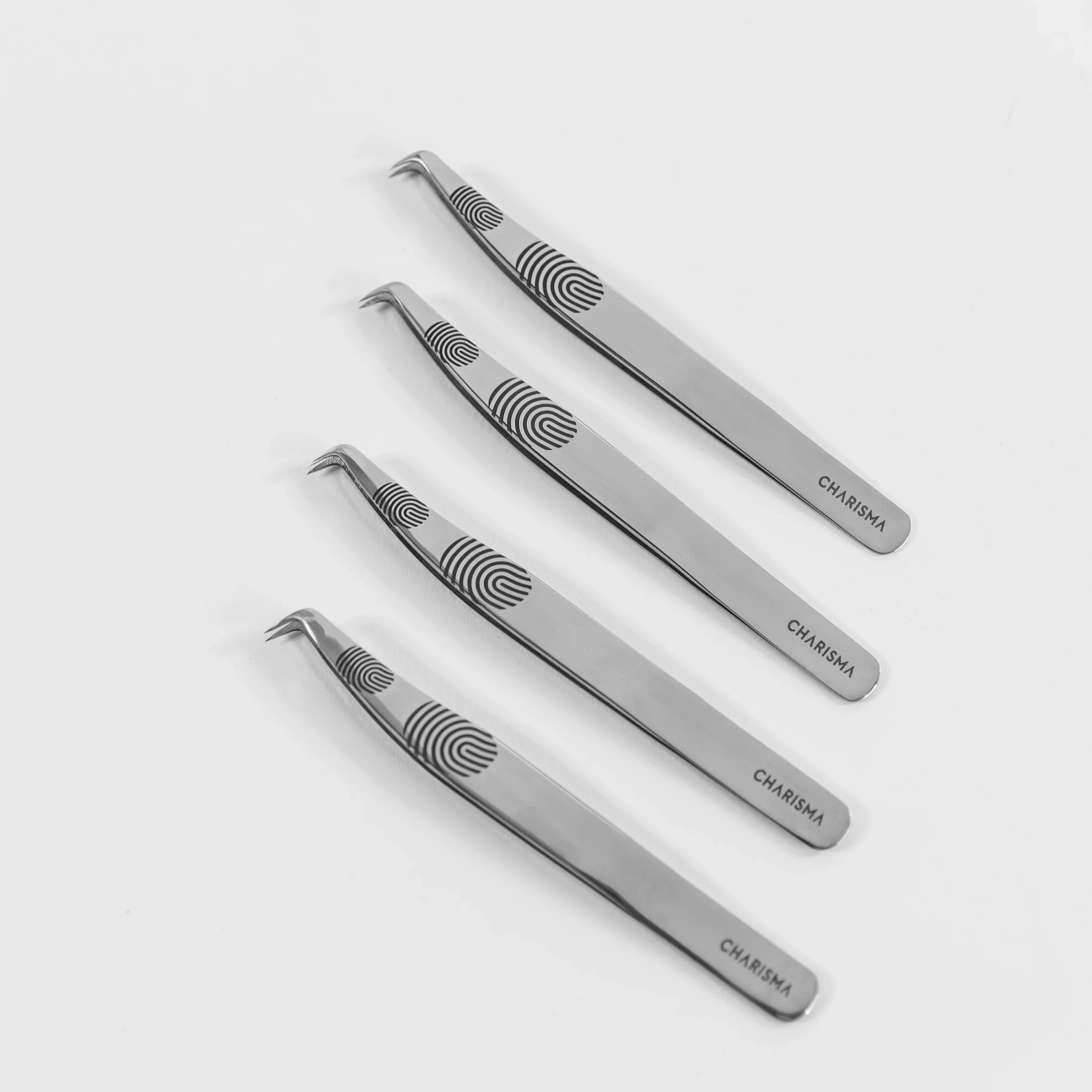 fingerprint-grip-volume-lash-tweezer.webp