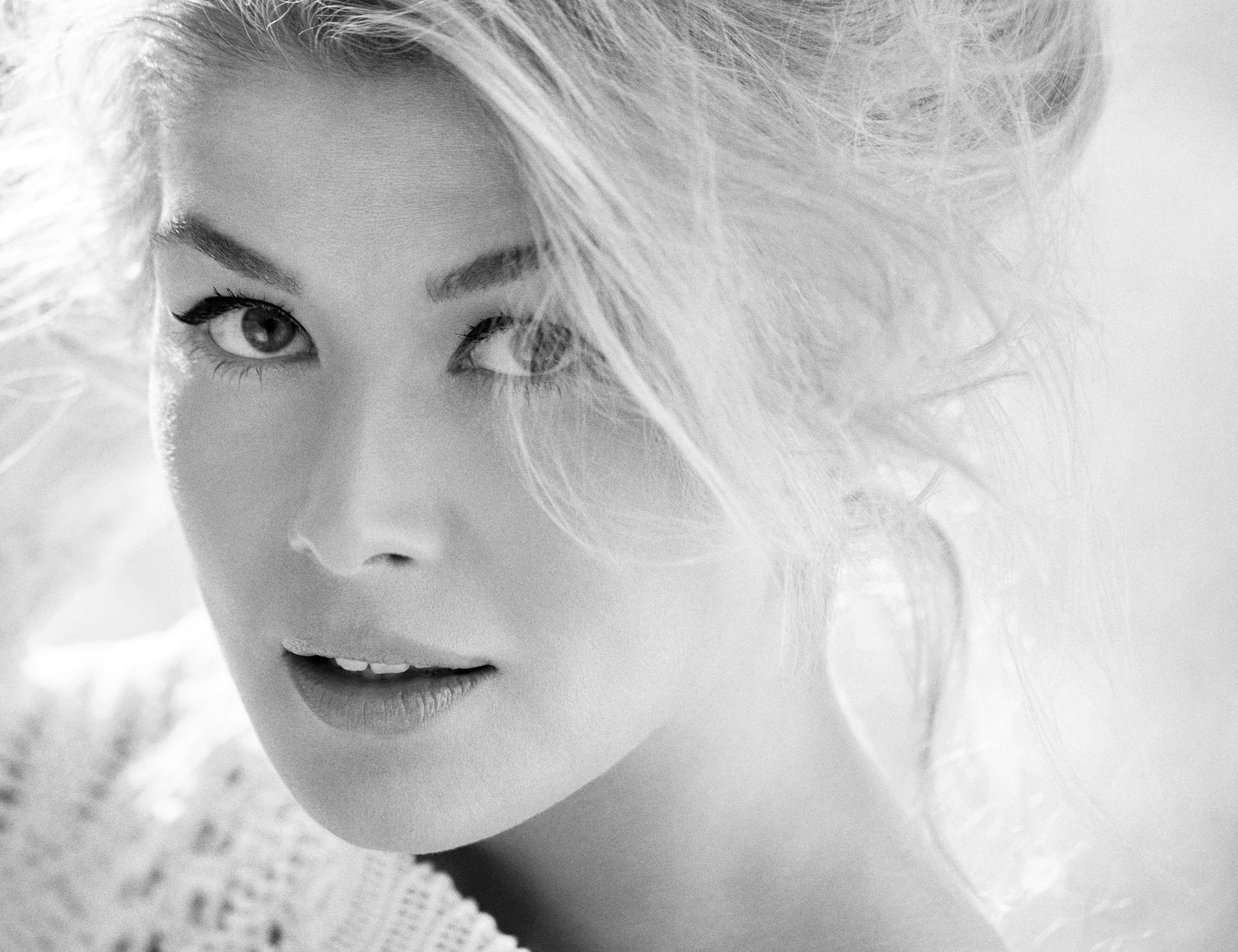 INTERVIEW_ROSAMUND_0201.jpg