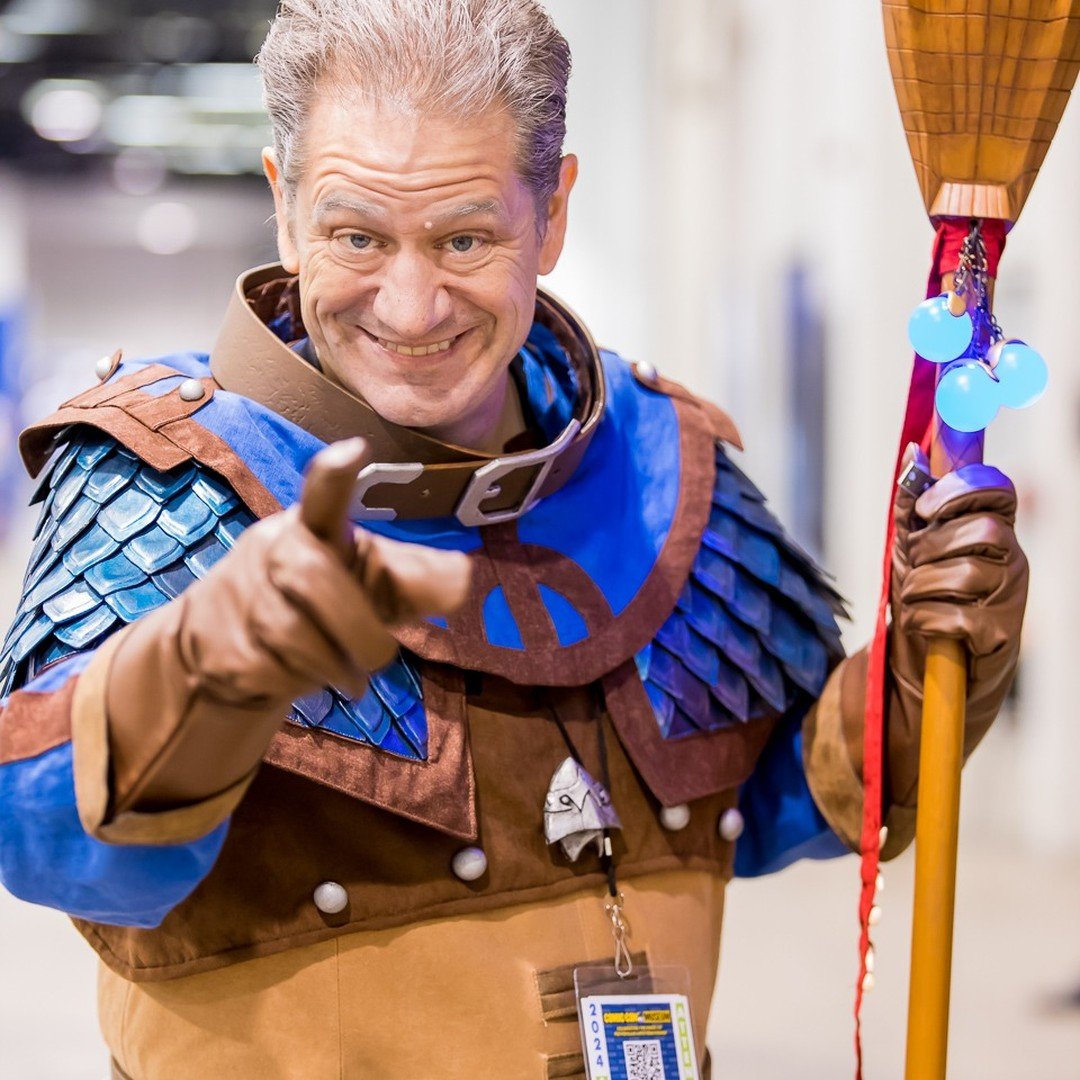 Khadgar had a great time at Wondercon 2024. 

Photo: @roberttphotography 

#khadgar #khadgarcosplay #blizzardcosplay #wowcosplay #worldofwarcraftcosplay #wondercon2024 #wondercon2024cosplay #dadgar