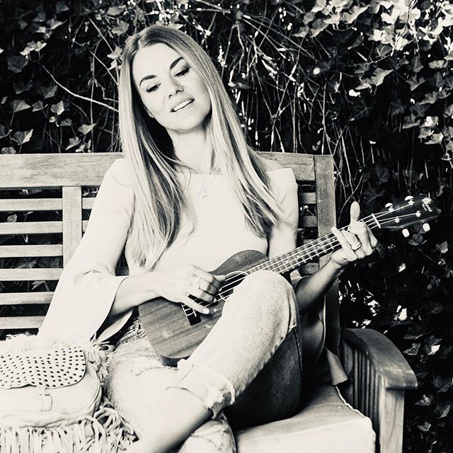 Inspired - always and forever 🎼 #singersongwriter 
Can&rsquo;t wait for our upcoming shows on November 2nd @thehotelcafe in Hollywood and November 9th at The Standing Room in Hermosa Beach