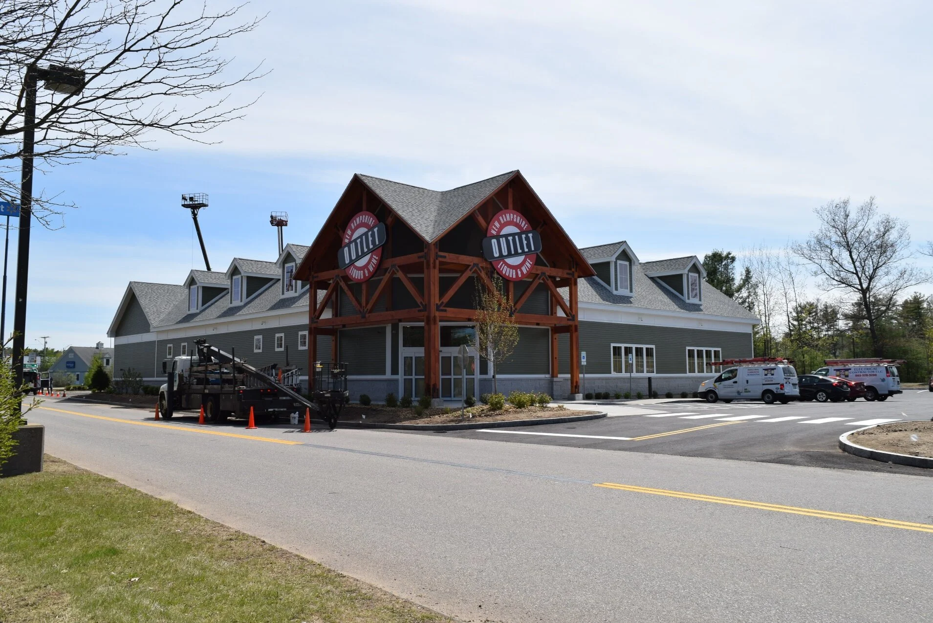 Businesses Continue To Open Despite The Shutdown