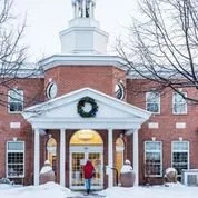 ECONOMIC OUTLOOK: Banking &amp; Finance