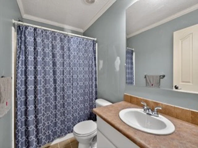 32_177_Co_Rd_533-Bathroom-8002.jpeg