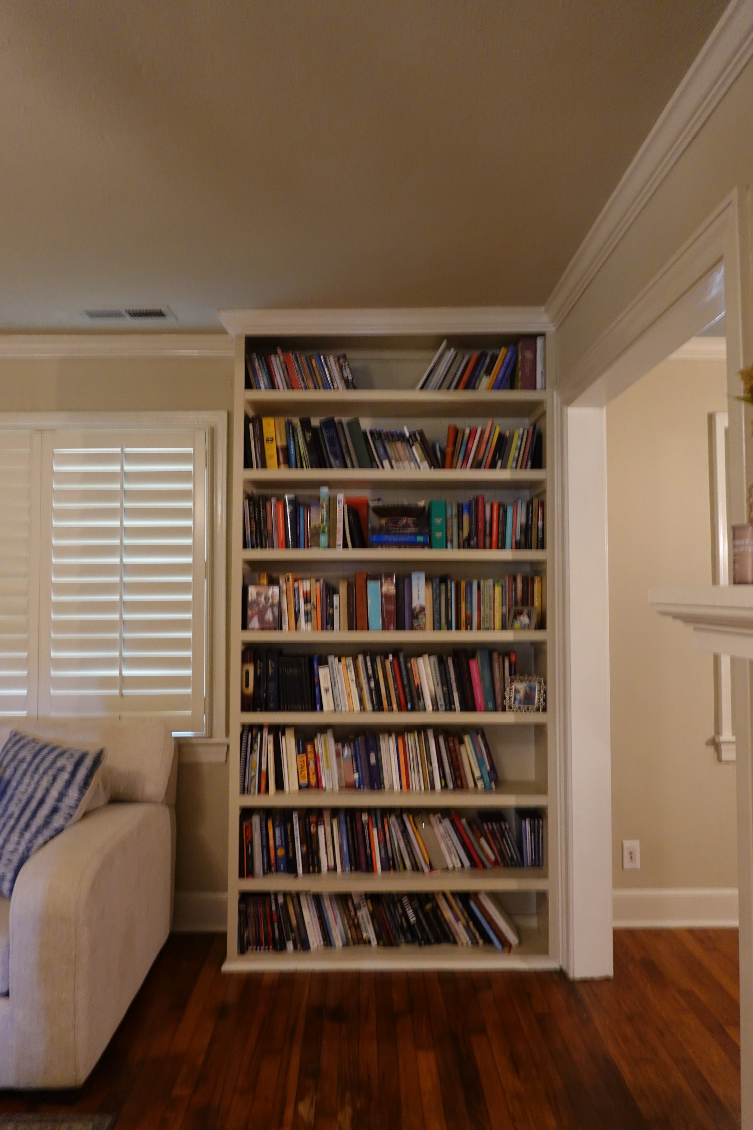 901 E Pryor-24.jpg